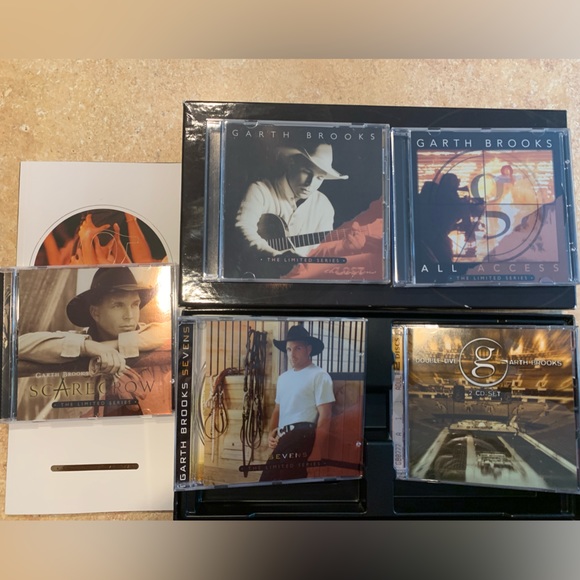 GARTH BROOKS – The Limited Series 6 Disc Box Set Edition - Picture 3 of 5